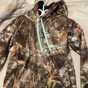 Realtree Brown Woodland Camo Jacket with Black Zipper